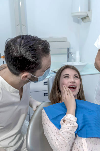 Best Emergency Dental Services for Seniors in Lanse, MI